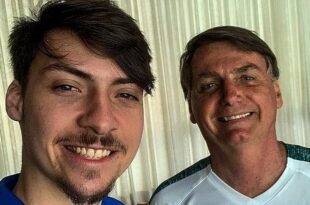 Jair Renan se batiza em igreja envolvida em casos de racismo e violência