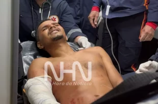 Monitorado por tornozeleira tem casa invadida e é ferido a tiro
