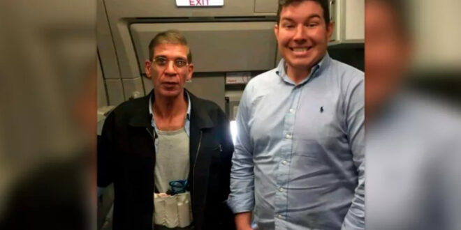 Bizarro: homem pede 'selfie' com sequestrador de seu voo