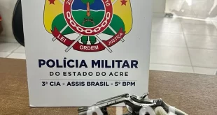 Homem é preso com revólver calibre 38 ao tentar fugir de abordagem policial