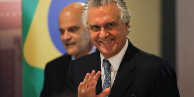 Justiça deixa Caiado inelegível e cassa prefeito Sandro Mabel