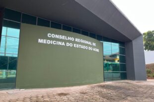 CRM-AC entra com ação contra optometrista por exercício ilegal da medicina