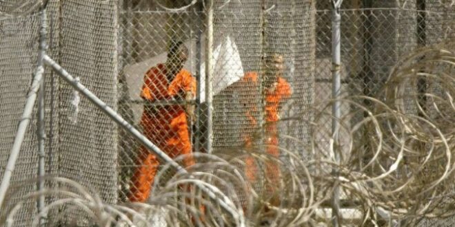 Campo de concentração:Trump vai enviar imigrantes à prisão de Guantánamo