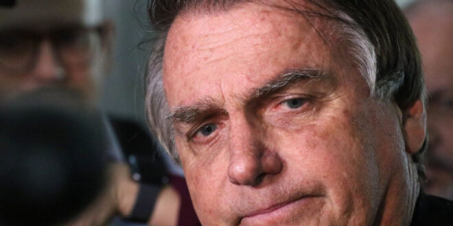 Eduardo criou o roteiro para que Bolsonaro fosse humilhado por Trump