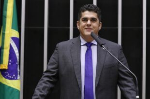 Deputado federal Antônio Doido (MDB-PA) teve 2 aliados presos em 4 meses