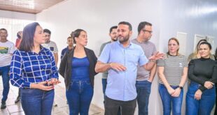 Governadora em exercício visita SEE e reforça compromisso com a qualificação dos servidores e o ensino