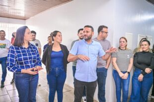 Governadora em exercício visita SEE e reforça compromisso com a qualificação dos servidores e o ensino