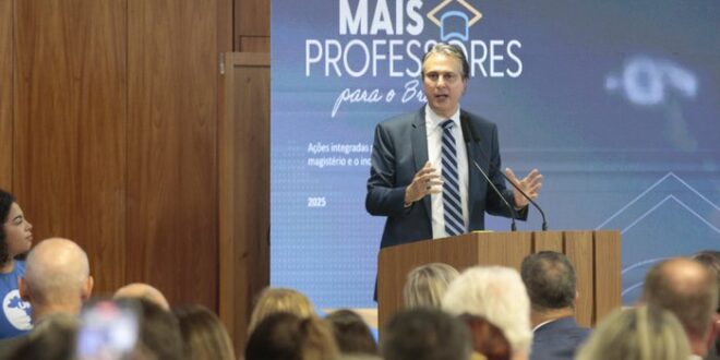 Mais Professores: veja os principais eixos do programa