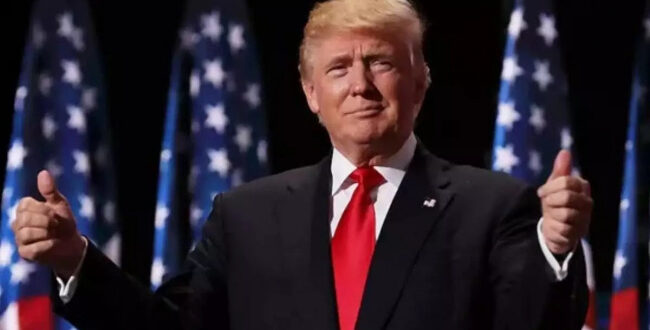 Imperador do mundo: Trump assina ordem para renomear Golfo do México como 'Golfo da América'