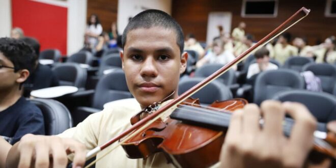 Escola de Música do Acre inicia rematrícula de alunos em cursos presenciais e online