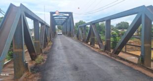 Deracre e Prefeitura de Brasileia executam tapa-buraco na Ponte José Augusto