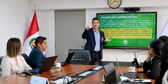 Ageac realiza visita técnica à Superintendência Nacional de Serviços de Saneamento no Peru