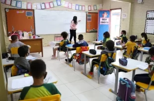 Piso nacional do magistério sobe para R$ 4.867