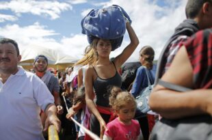 Governo Trump revoga proteção para venezuelanos: “Sacos de lixo”