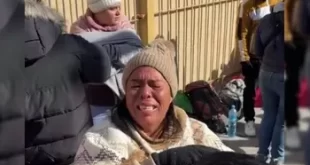 Imigrantes choram após fim de aplicativo para entrada nos EUA