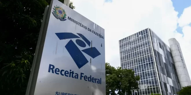 Empresas admitem que compraram dados sigilosos de concorrentes vazados da Receita