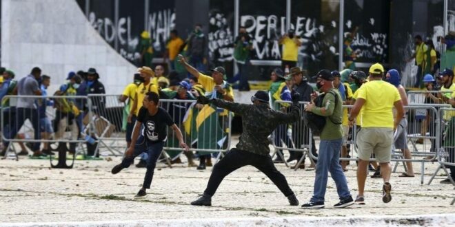 Bolsonaristas desafiam Moraes e planejam comemorar o aniversário dos atos terroristas de 8 de janeiro