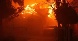Colinas de Hollywood queimam enquanto Los Angeles enfrenta 'o grande incêndio'