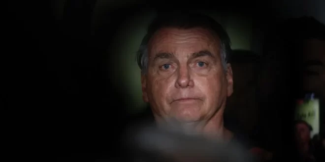 Comprovado! Convite de Bolsonaro para evento de Trump é falso!