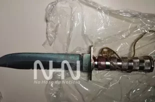Esposa tenta matar marido com facada no peito