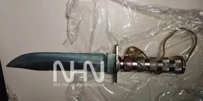 Esposa tenta matar marido com facada no peito