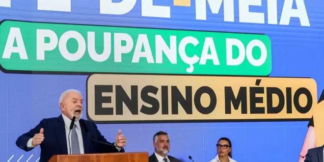 Extrema Direita quer acabar com o programa Pé de Meia que beneficia 4 milhões de estudantes