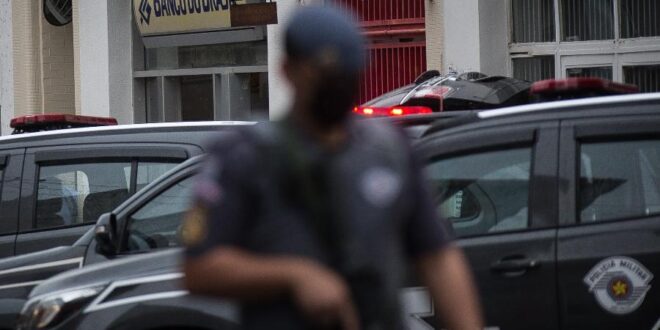 PMs da Rota vazaram operação e livraram chefões do PCC da prisão