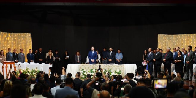 Felipe Tchê toma posse como vereador de Rio Branco e é eleito 1º secretário da Mesa Diretora
