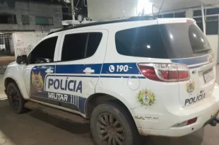 Reage a assalto e é ferido com facada no peito durante fuga