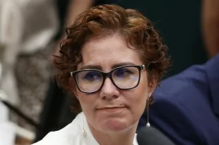TRE-SP tem outros 8 deputados na mira de cassação pós Zambelli por divulgação de Fake News