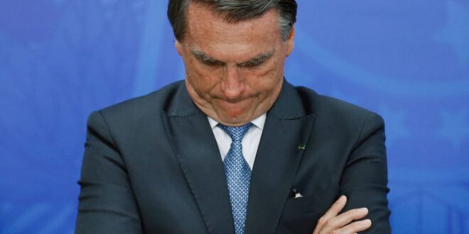Desmascarando: Bolsonaro mandou brasileiros ficarem no escuro para não pagarem luz
