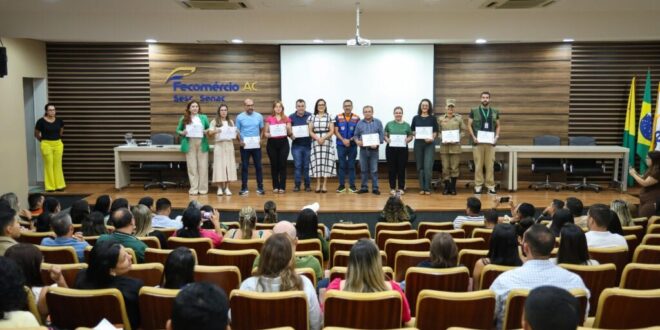 Mailza certifica mais de 400 servidores para situações emergenciais e de calamidades