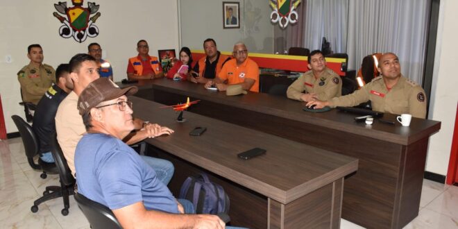 Defesa Civil estadual capacita coordenadores municipais para atuação em períodos extremos