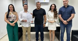 Iapen e OCA assinam Termo de Cooperação para ampliar oferta de emissão de carteiras de visitantes