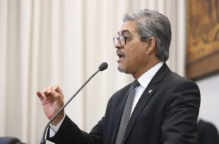 Edvaldo diz que Gladson antecipa debate sobre 2026 e não poupa nem a mãe do senador Alan Rick
