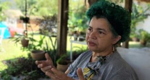 'Não vão nos intimidar', diz Ângela Mendes sobre apagamento da memória de seu pai e de irmã Dorothy