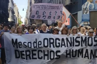 Marcha antifascista reúne milhares nas ruas de Buenos Aires em resposta às declarações violentas de Milei