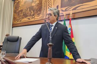 “Qualquer pessoa que tem responsabilidade democrática, sabe da gravidade do que houve”, diz Edvaldo sobre tentativa de golpe orquestrada por Bolsonaro