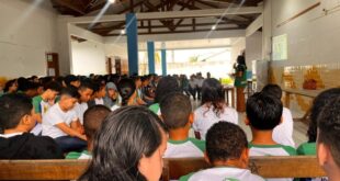 Procon promove palestras sobre consumo consciente e preservação escolar para estudantes