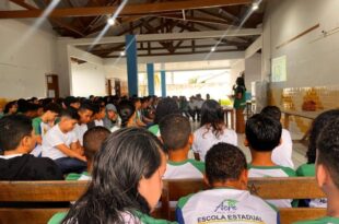 Procon promove palestras sobre consumo consciente e preservação escolar para estudantes