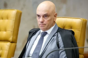 Derrubou a coroa do imperador: Justiça dos EUA recusa liminar do Rumble contra Moraes