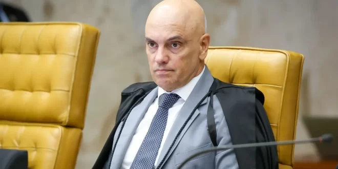 Derrubou a coroa do imperador: Justiça dos EUA recusa liminar do Rumble contra Moraes
