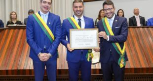 Nicolau Júnior assume presidência da Aleac e defende união pelo desenvolvimento do Acre