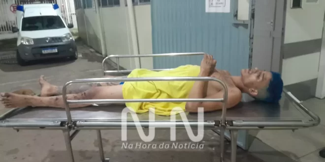 Azarado: sobe em telhado para escapar de perseguição, cai e acaba preso pela PM