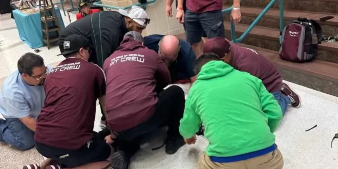 Pais desarmam velhinho radical autor de tiroteio em escola no Texas