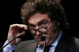 Indústria argentina colapsa e país vive maior crise desde 2002