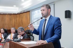 Na posse do presidente do Tribunal de Justiça, Nicolau Jr defende parcerias entre os poderes