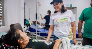 Vice-governadora entrega cestas básicas a famílias atingidas pela cheia do rio Envira
