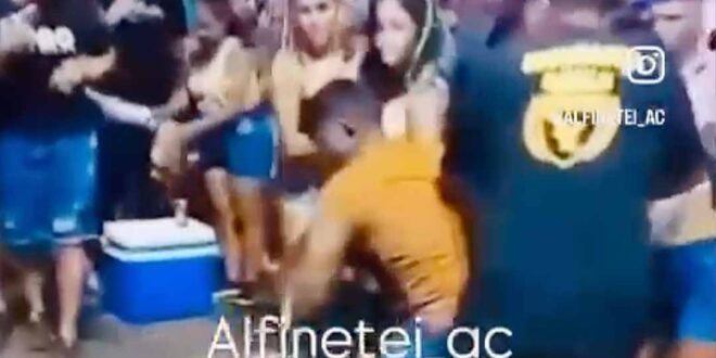 Puxões de cabelo e agressões entre mulheres marcam terceira noite de Carnaval em Brasiléia