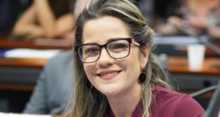 Mara Rocha celebra conquistas de seu mandato como Ala de Quimioterapia do Hospital de Amor e ponte do Igarapé Redenção